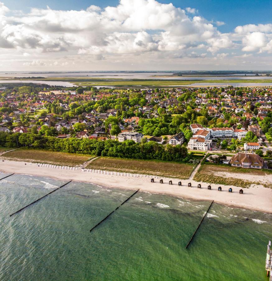 Hotel & Restaurant Seebruecke Zingst Bagian luar foto