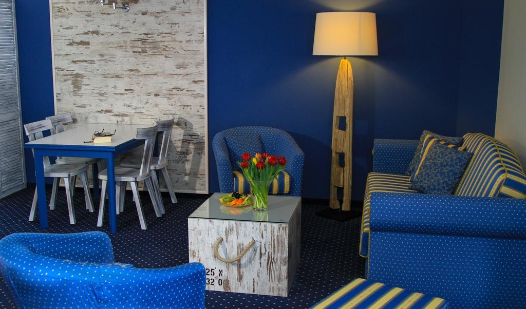 Hotel & Restaurant Seebruecke Zingst Ruang foto